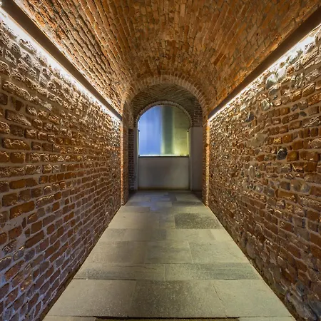 Little House Balon By Wonderful Italy